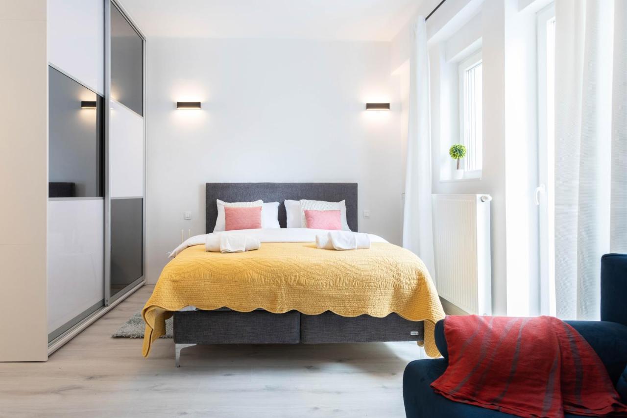 Design City Center Apartments Near Park Zrinjevac Ζάγκρεμπ Εξωτερικό φωτογραφία