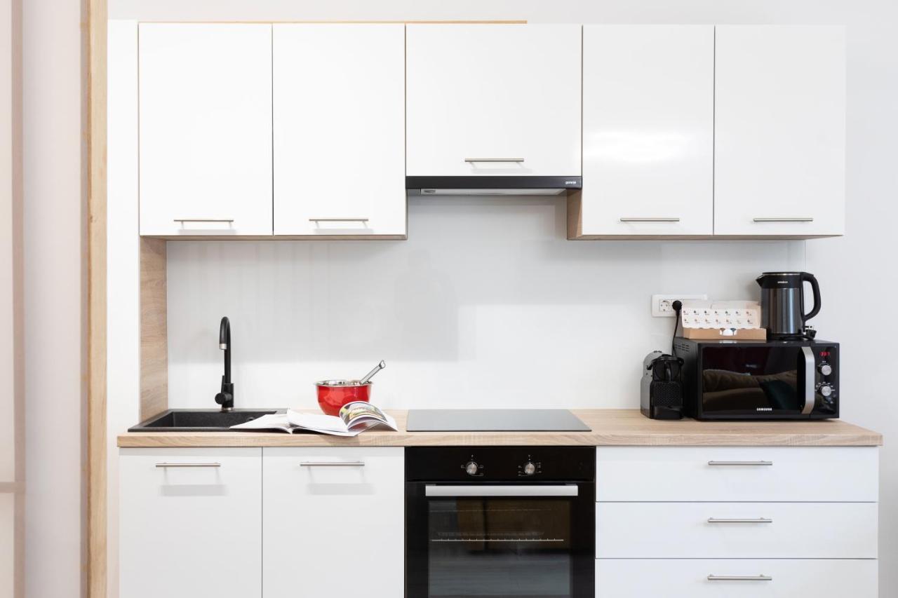 Design City Center Apartments Near Park Zrinjevac Ζάγκρεμπ Εξωτερικό φωτογραφία